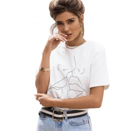 Kobiety Biały O Neck Graficzne Śmieszne Słodkie Pocałunek Wzór T-Shirt 2018 Lato Tshirt Drukowane Krótkim Rękawem Harajuku Tee T