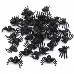 Przydatne 50 sztuk 2*1.4 cm Plastikowe Czarny Pająk Halloween Dekoracje Festiwal Ogrodnicze Funny Prank Zabawki Dekoracji Realis