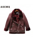 AOEMQ Retro nowa klapa i aksamitne wyściełane futro jeden płaszcz ciepły moda PU skórzane Lamb włosów odzież motocyklowa kurtka 