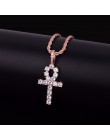 Modny masywny gruby łańcuch męski z bogato zdobioną zawieszką w kształcie krzyża wysadzanego świecącymi cyrkoniami