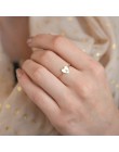Spersonalizowane ręcznie wybite układania A-Z 26 litery początkowe małe serce pierścienie dla kobiet złoty kolor pierścionki biż
