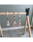 Nordic styl siłownia dla dzieci grać przedszkole do ściskania Ring-pull zabawki drewniane ramki pokój dziecięcy maluch wieszak n