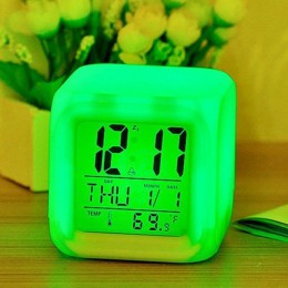 Cyfrowy elektroniczny LED zmień moda zegar termometr z alarmem świecące Cube 7 kolory zegar lampka nocna dla dzieci budzik