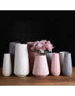Z balkonem, ceramiczny wazon Nordic nowoczesny prosty wazon ceramiczny domu kwiat Inserter kreatywne dekoracje