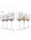 Ozdobny ekskluzywny plastikowy kieliszek do szampana wina w białym kolorze z złotymi napisami MOET na imprezę przyjęcie