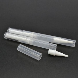 2 sztuk/partia Mini Plastikowe Pusty Nail Długopis Oleju Styl Butelki Z Paznokci Dobrej Jakości Butelkach Wielokrotnego Użytku