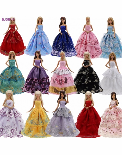 Lot 15 sztuk = 10 Par Butów i 5 Partyjna Suknia Suknia Ślubna Suknia Księżniczka Ładny Strój Ubrania Dla Barbie lalki Dziewcząt 