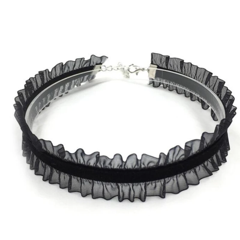 Aksamitny choker koronkowy – naszyjnik kwiatowy na szyję N0480 czarny