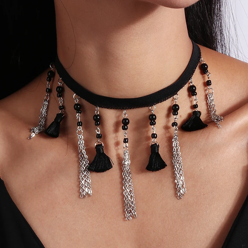 Aksamitny choker naszyjnik z sercem w stylu punk Color 1163