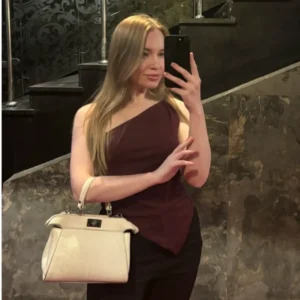 Asymetryczna bluzka damska na jedno ramię Redbrown