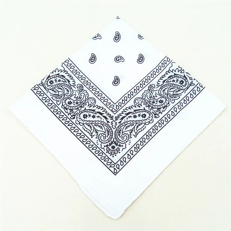 Bawełniana bandana z wzorem paisley 54×54 cm Biały