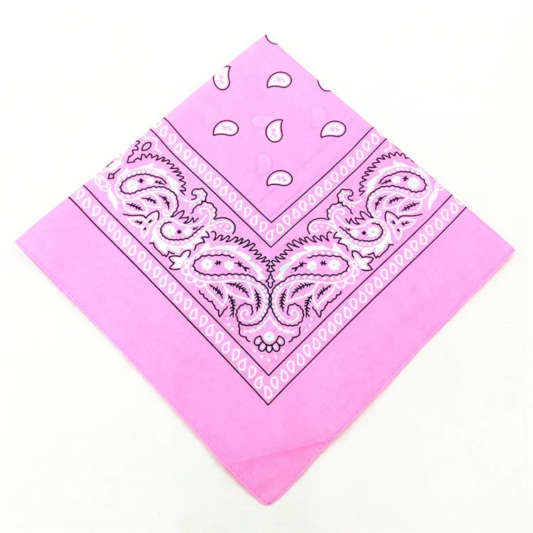 Bawełniana bandana z wzorem paisley 54x54 cm Różowy
