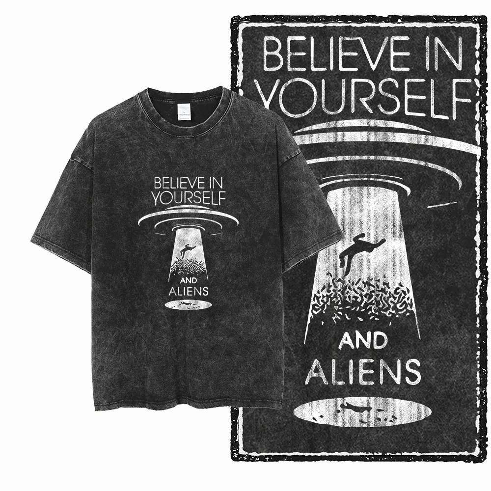 Bawełniany t-shirt z nadrukiem astronauty i kosmosu Sa020 w blk