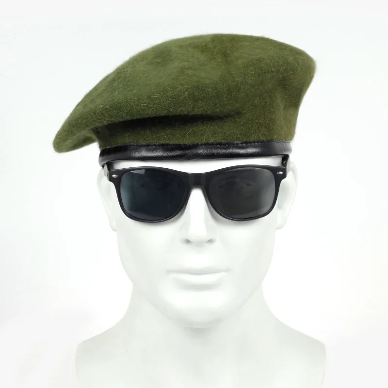 Beret damski na jesień i zimę Khaki