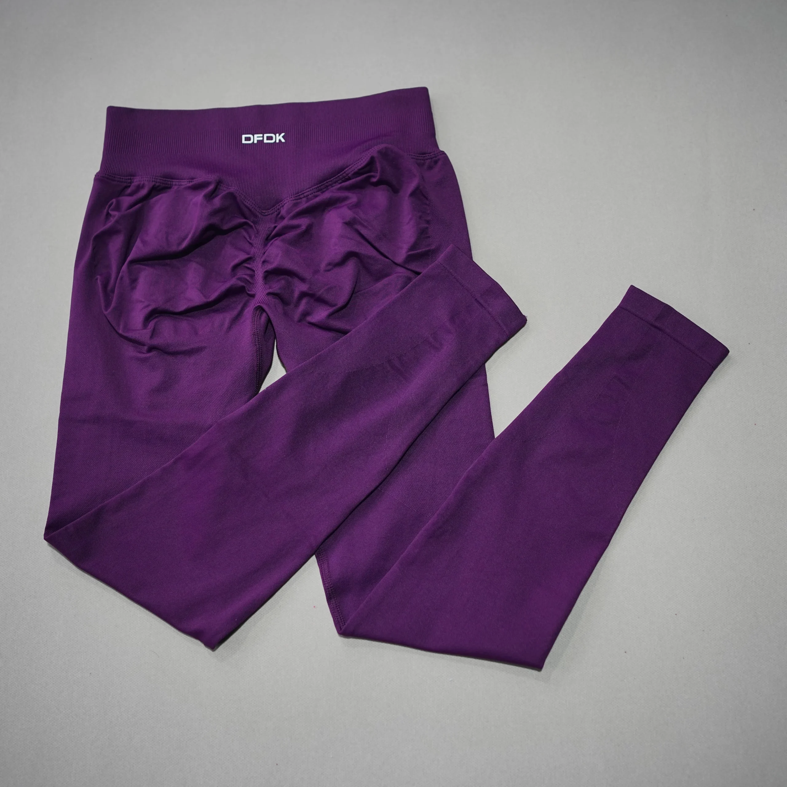 Bezszwowe legginsy damskie do jogi z wysokim stanem Fioletowy
