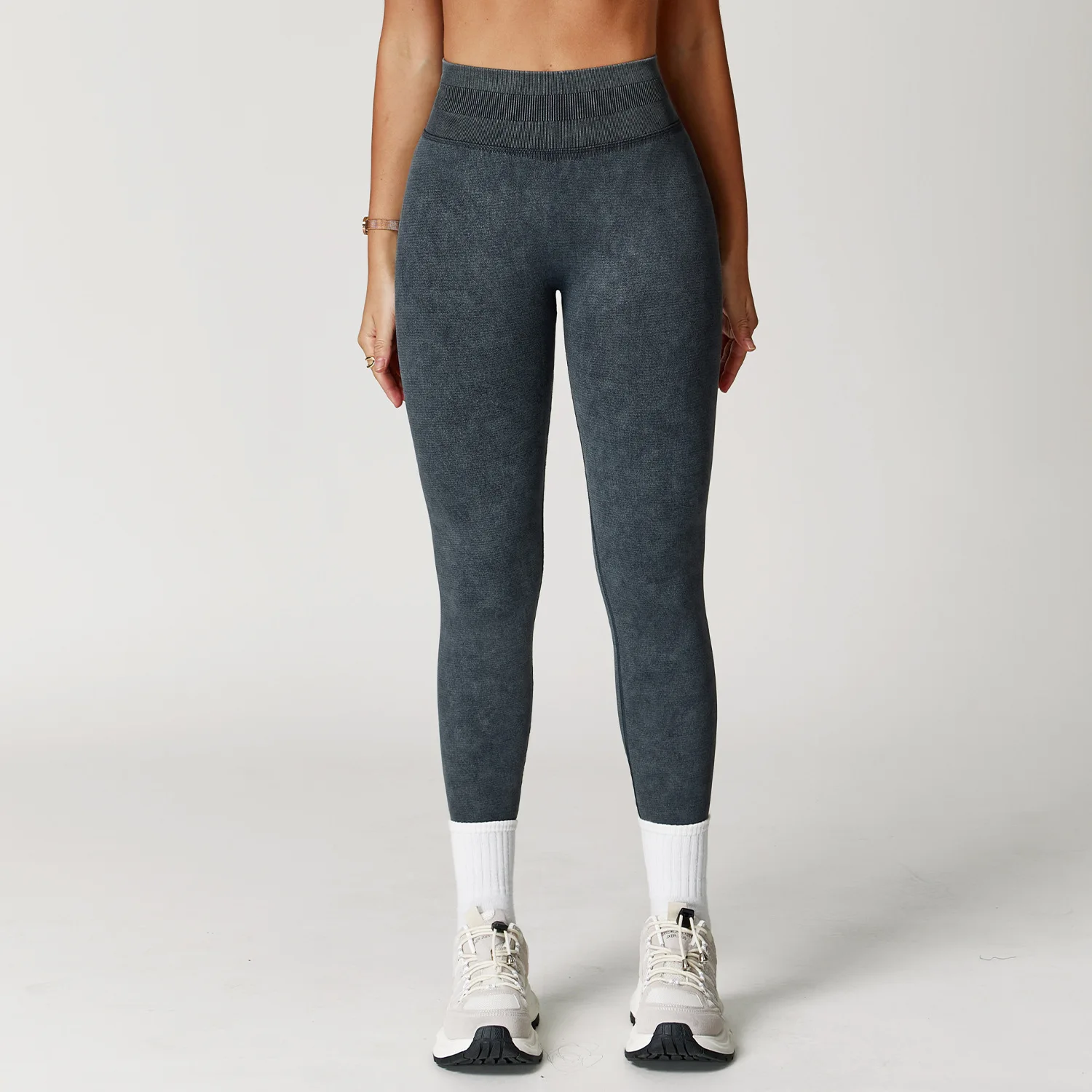 Bezszwowe legginsy do jogi z wysokim stanem modelujące pośladki Czarny