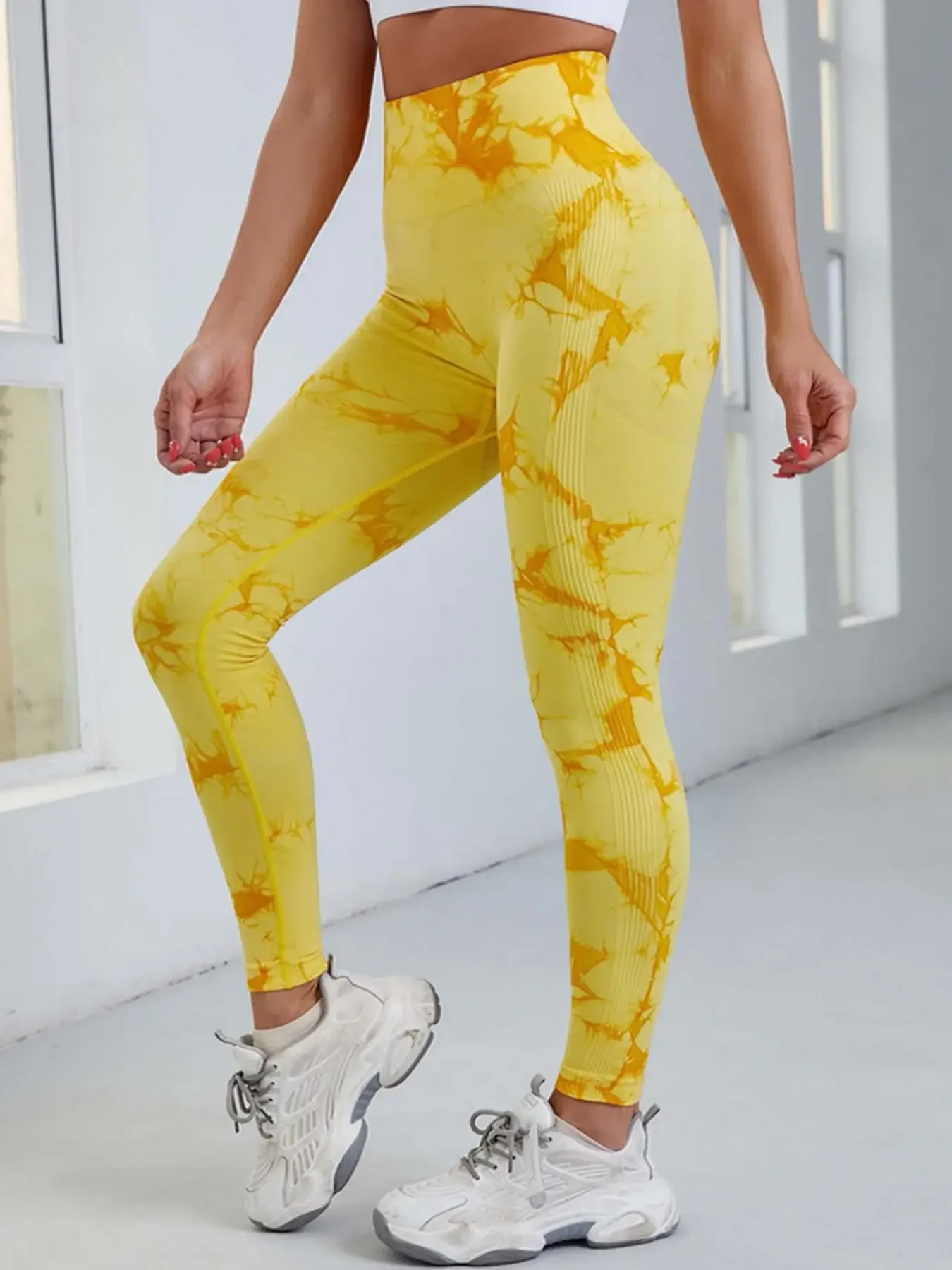 Bezszwowe legginsy do jogi z wysokim stanem tie-dye Huangse
