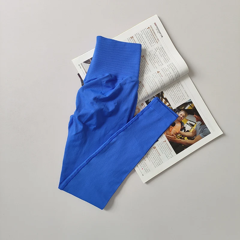 Bezszwowe legginsy do jogi z wysokim stanem push-up Kelan