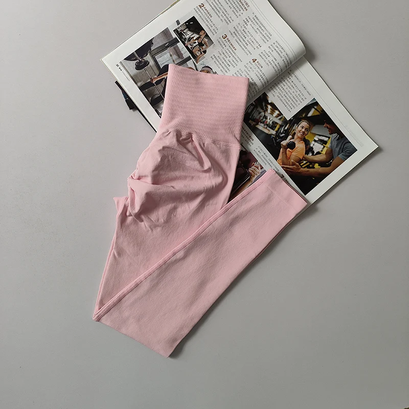 Bezszwowe legginsy do jogi z wysokim stanem push-up Nenpink