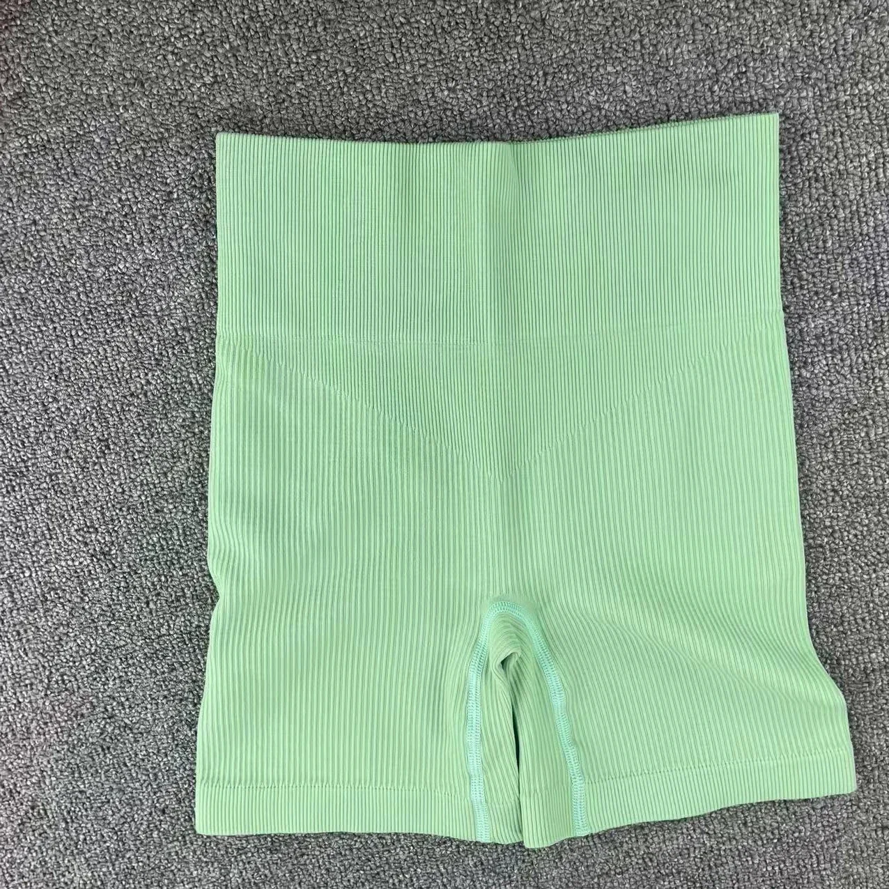 Bezszwowe legginsy damskie z wysokim stanem unoszące pośladki Jasnozielony