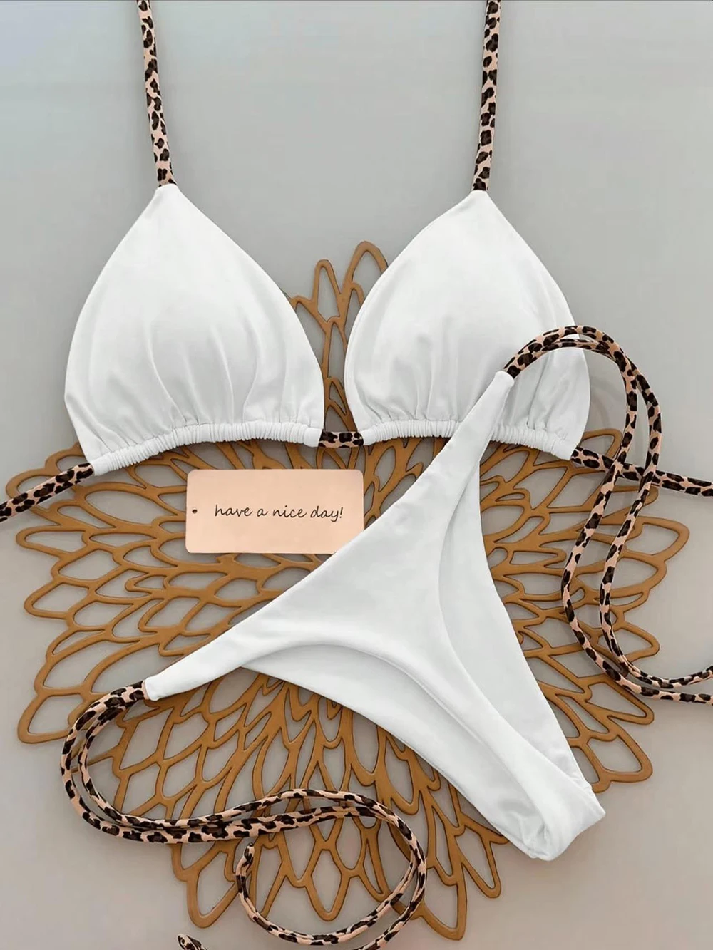 Damski strój kąpielowy bikini z wiązaniem i stringami Style f