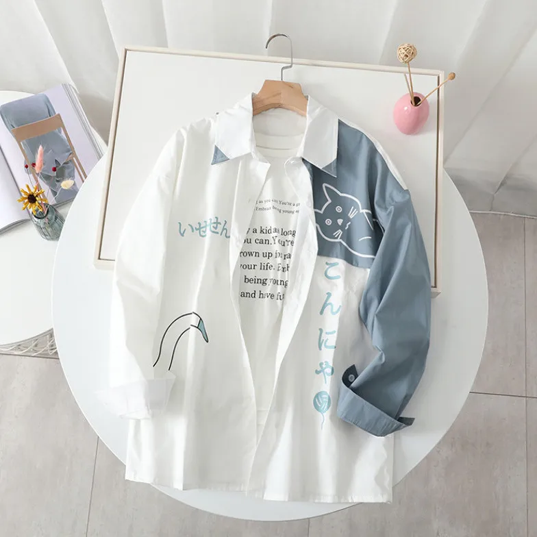 Bluza z kapturem z motywem rekina w stylu japońskim Złoto