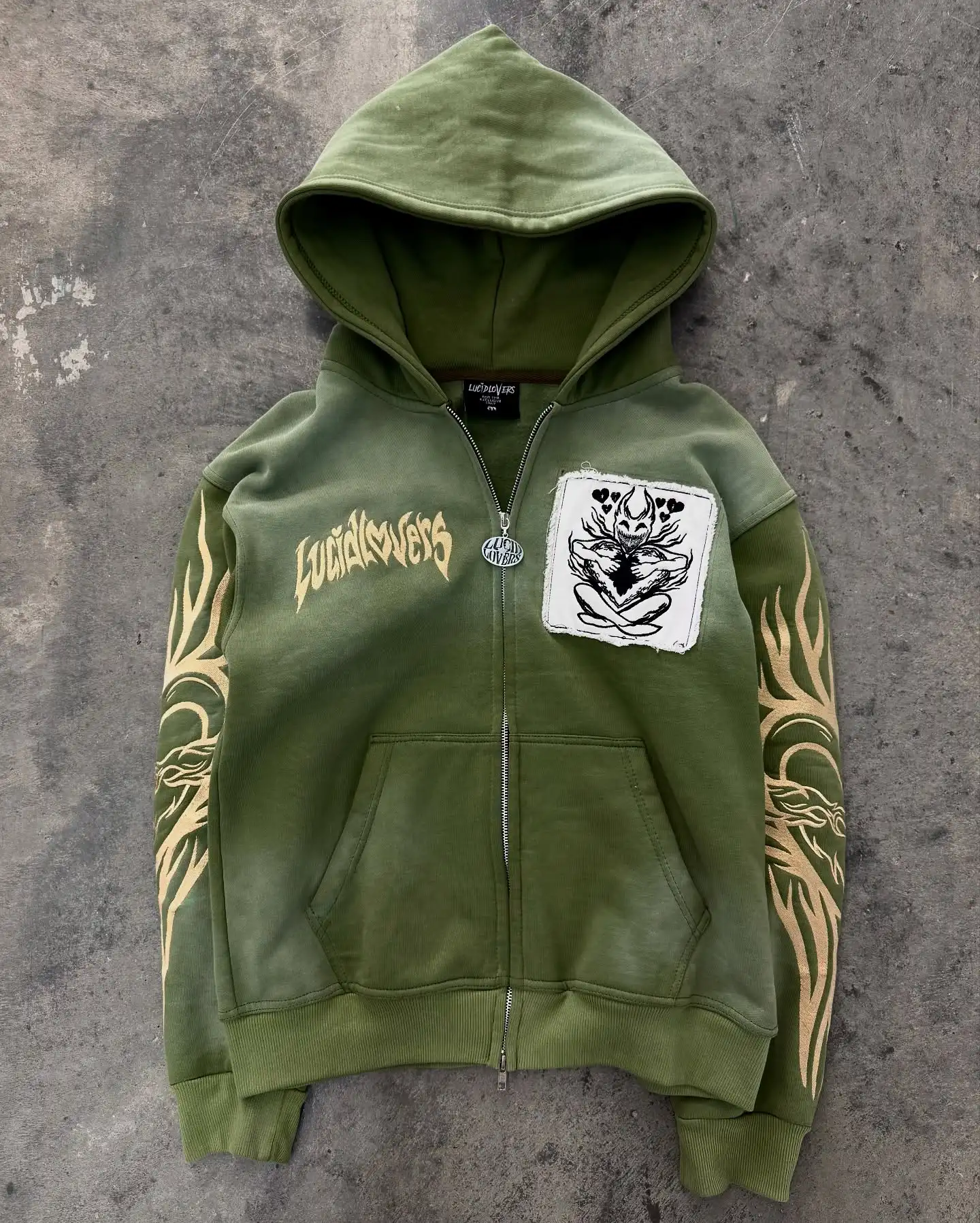 Bluza z kapturem Y2K z gotyckim nadrukiem ocieplana polarem 1