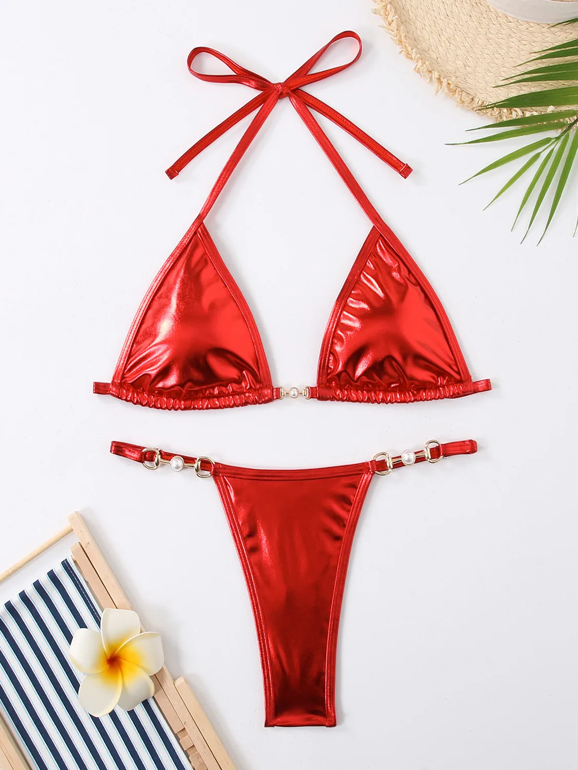 Błyszczące mikro bikini damskie z perełkami Czerwony