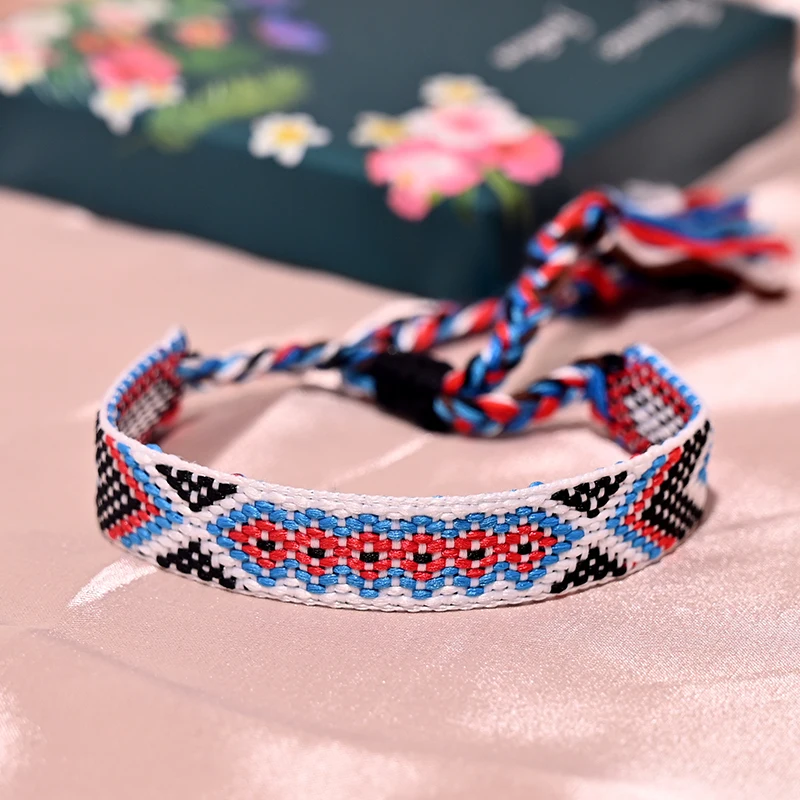 Bransoletka boho z frędzlami z bawełnianego sznurka 22ky0503 12