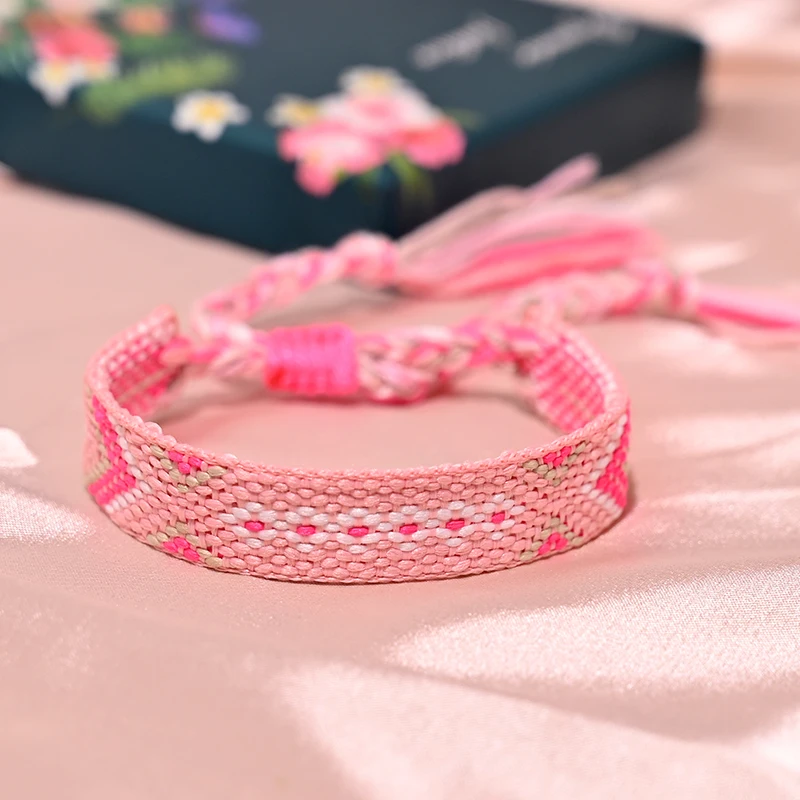 Bransoletka boho z frędzlami z bawełnianego sznurka 22ky0503 3