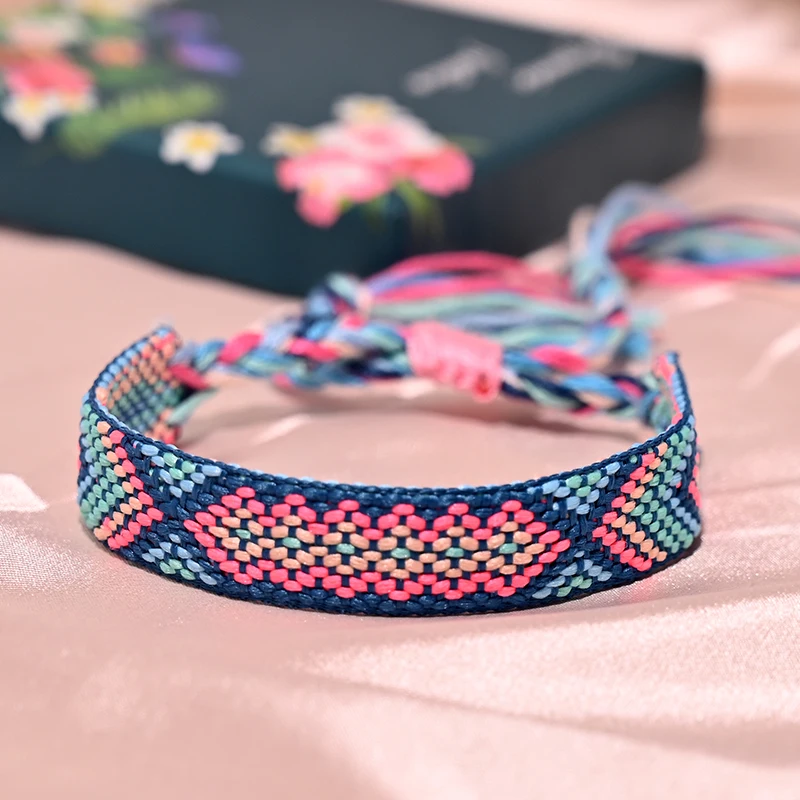 Bransoletka boho z frędzlami z bawełnianego sznurka 22ky0503 5