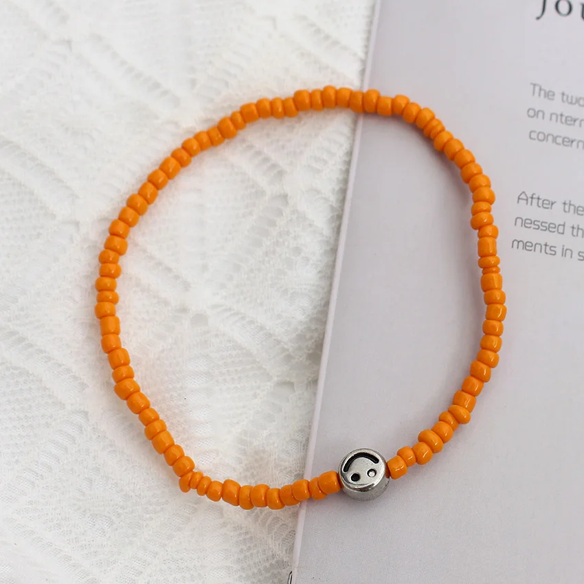 Bransoletka z koralików z buźką, kolorowa biżuteria boho 5