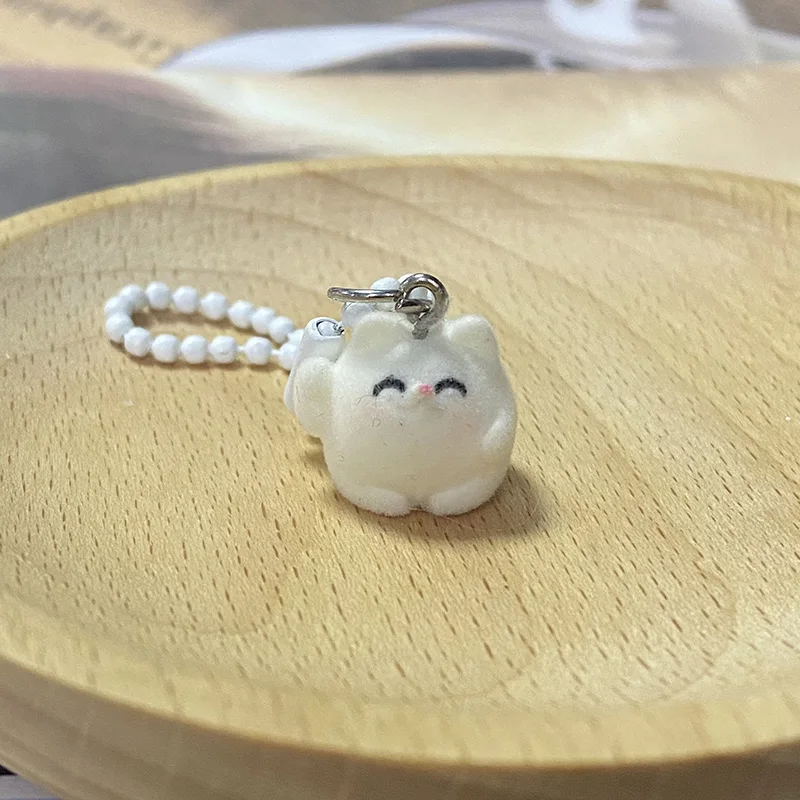 Brelok 3D zwierzęta z żywicy - krowa, świnka, gąsienica C mao tou lian zi
