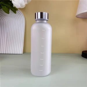 Butelka motywacyjna 550 ml z oznacznikiem czasu, matowa, bez BPA Biały