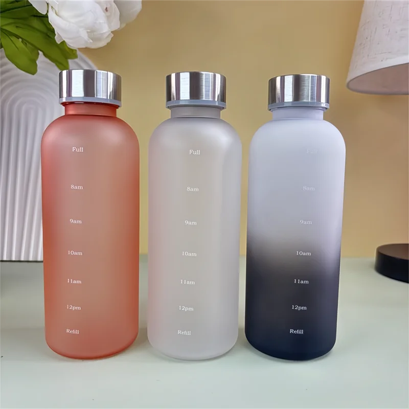 Butelka motywacyjna 550 ml z oznacznikiem czasu, matowa, bez BPA Czekolada