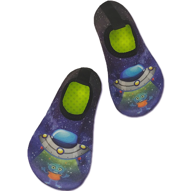 Dziecięce buty do wody do pływania i na basen 17 as shown