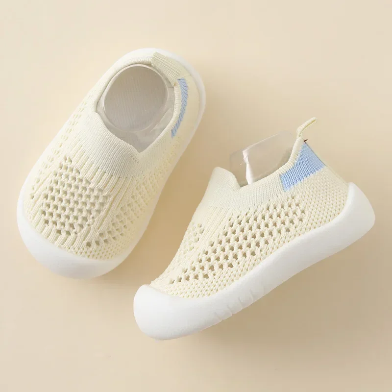 Buty dziecięce oddychające dzianinowe wsuwane na lato F19670be