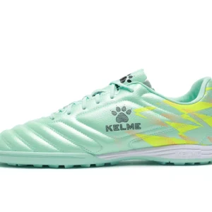 Buty piłkarskie Kelme z antypoślizgową podeszwą TF Zielony