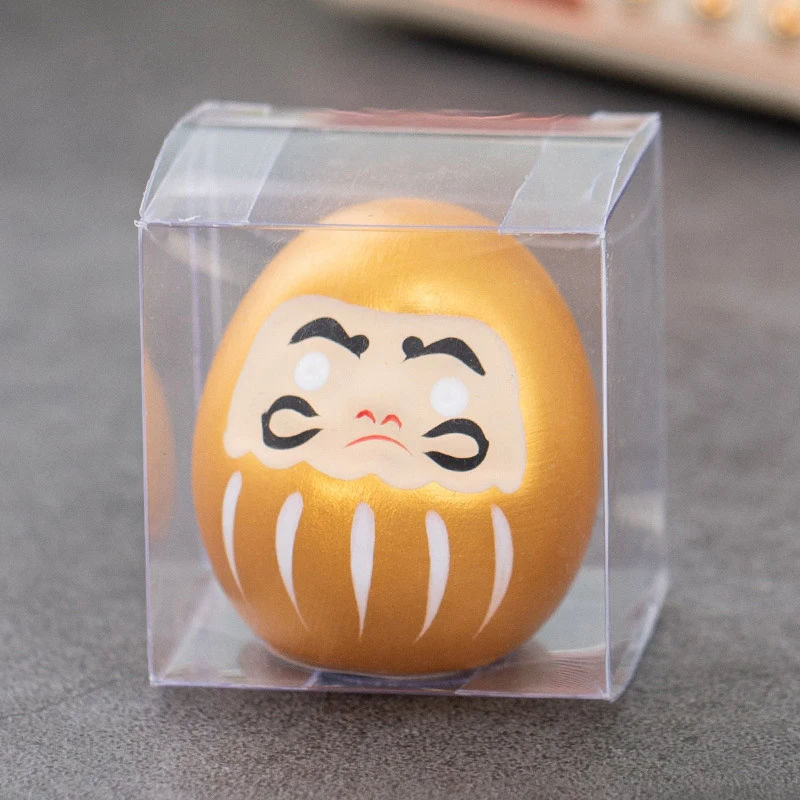 Ceramiczna lalka Daruma – japońska figurka na szczęście Czekolada