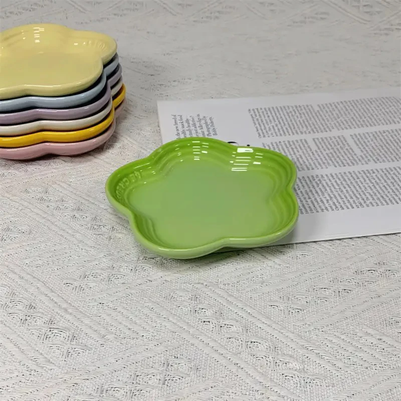 Ceramiczna miska dla kota w kształcie kwiatu — podwyższona, antywymienna Niebieski