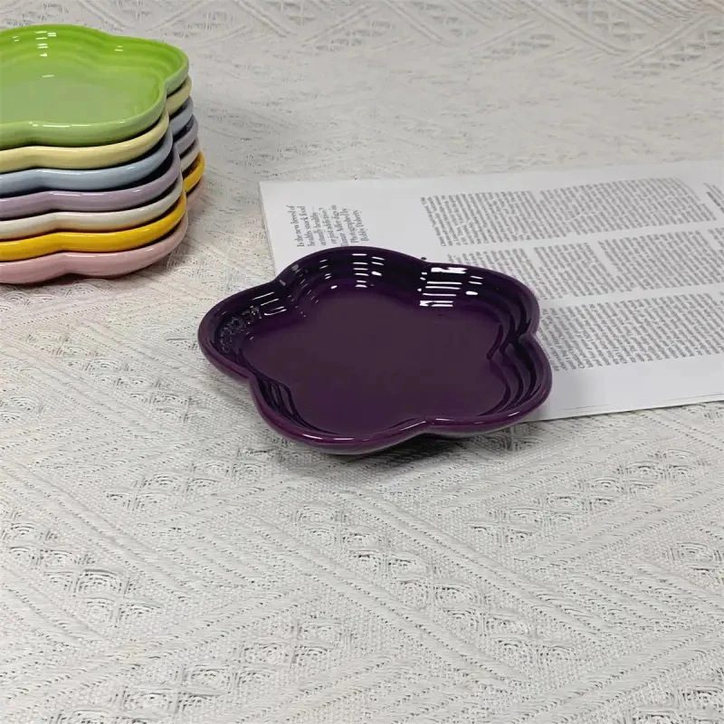Ceramiczna miska dla kota w kształcie kwiatu — podwyższona, antywymienna Różowy
