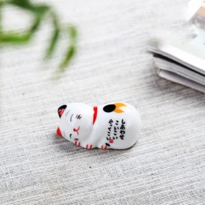 Ceramiczna podstawka pod pałeczki w kształcie kota Czarny