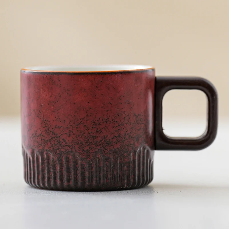 Ceramiczny kubek vintage z drewnianym uchwytem, mały Bordowy
