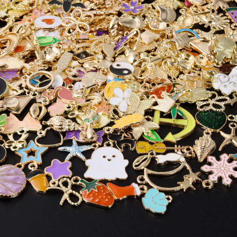 Charms do biżuterii DIY — mieszane wisiorki emaliowane serce i kwiat Imitacja rodowana