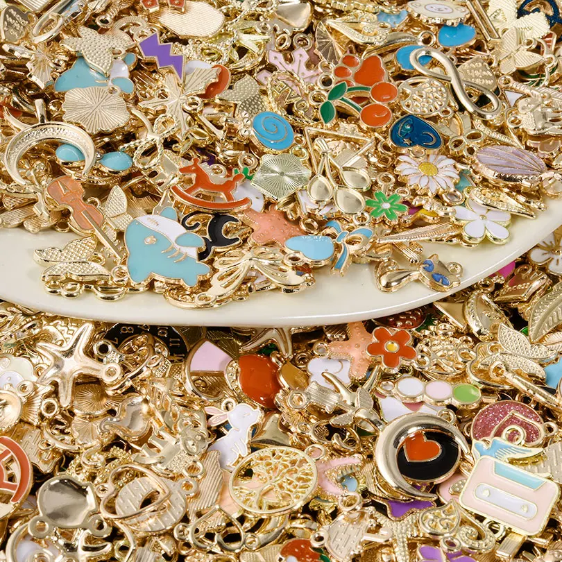Charms do biżuterii DIY — mieszane wisiorki emaliowane serce i kwiat Kolor czystego złota