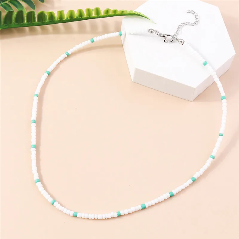 Choker z kwiatów i nasion w stylu boho – naszyjnik koralikowy Korea Posrebrzane