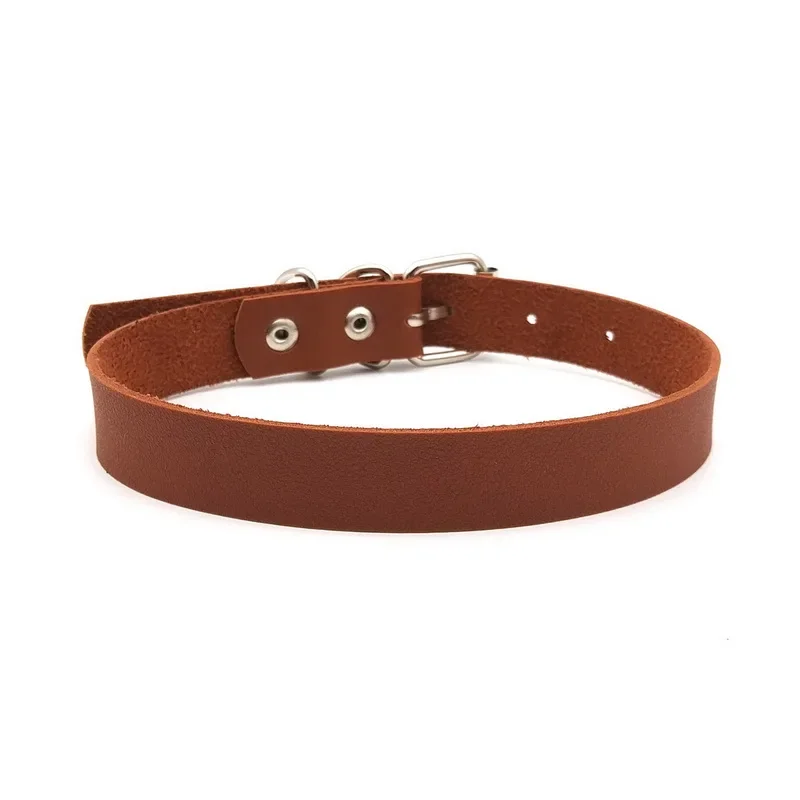 Choker z literami i cyrkoniami, biżuteria personalizowana Kawa