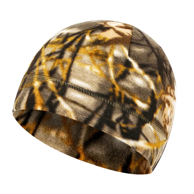 Ciepła czapka polarowa zimowa na narty i bieganie Camouflage1