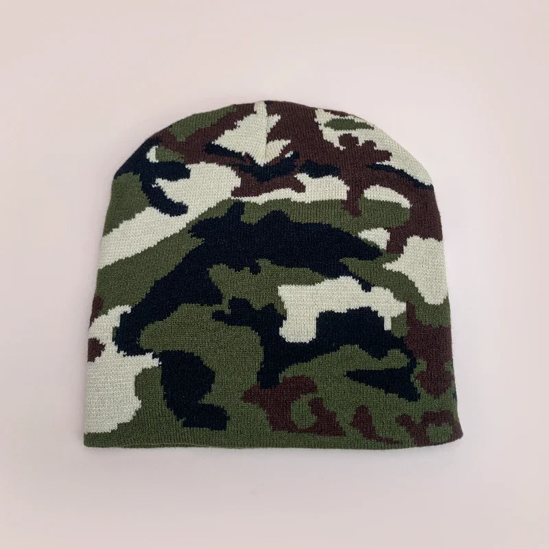 Ciepła czapka beanie w kamuflaż na jesień i zimę Lm6215