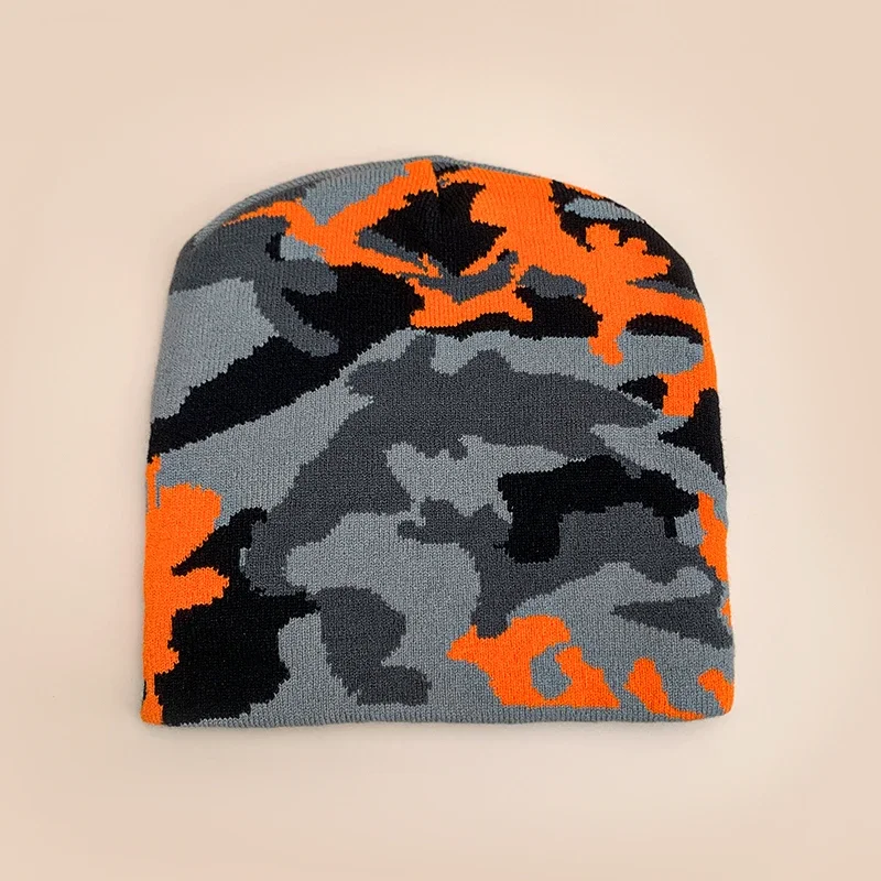 Ciepła czapka beanie w kamuflaż na jesień i zimę Lm6217
